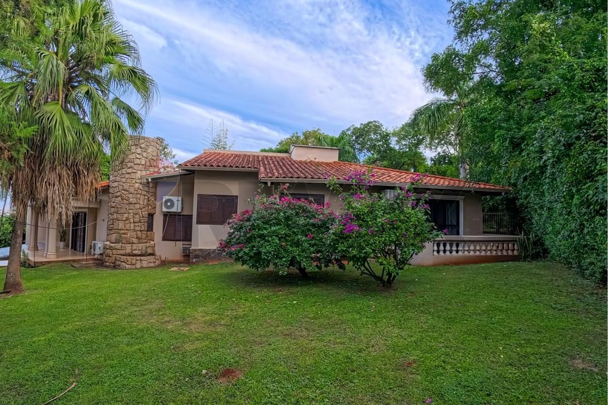 Casa — 3 dorm. — Paraná Country Club — 4/5