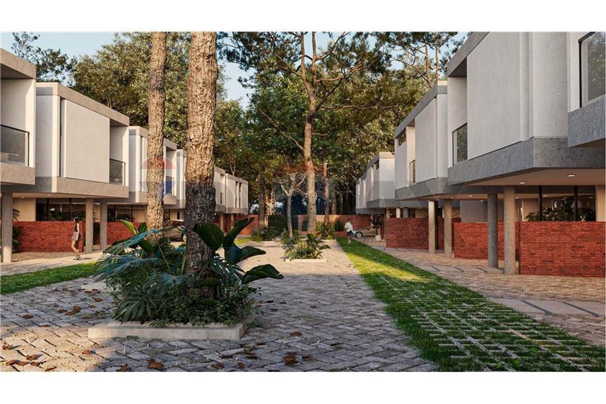 Casa — 3 dorm. — Primer Barrio — 3/5