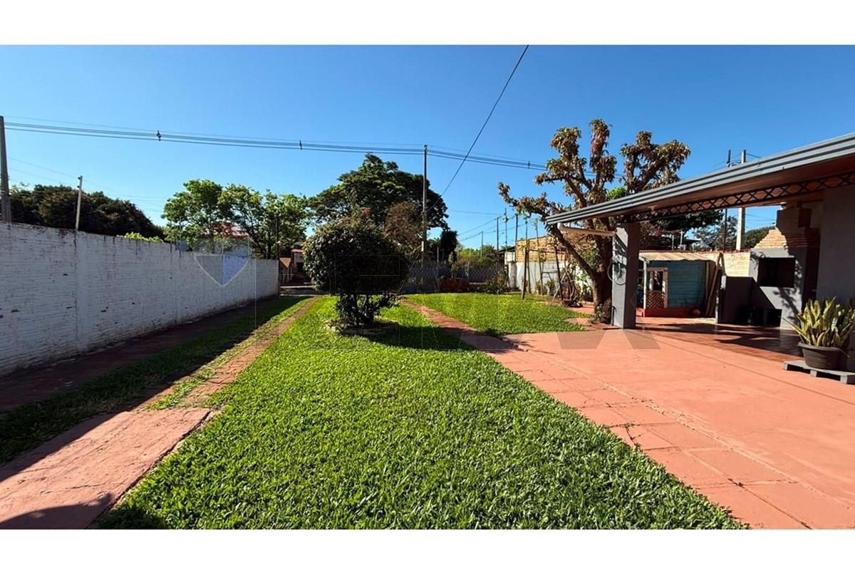 Casa — 4 dorm. — Ciudad Nueva — 1/5