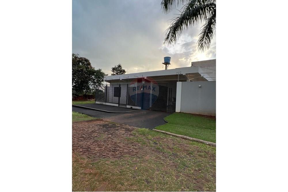 Casa — 1 dorm. — San Alfredo — 4/5