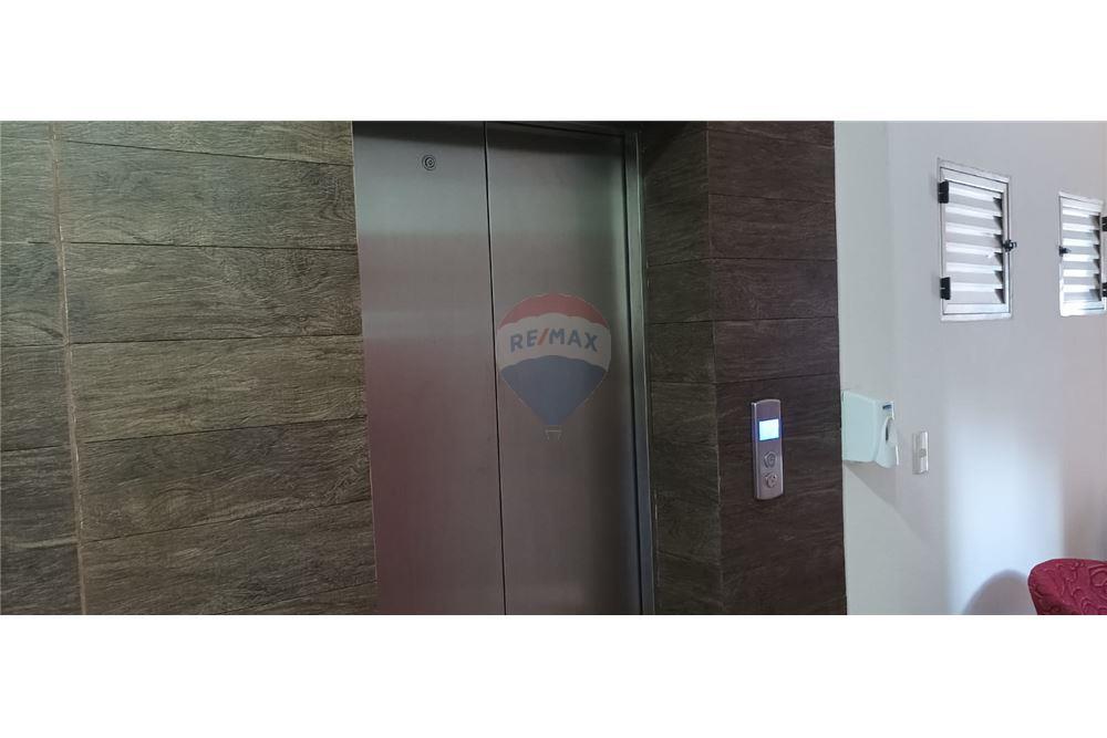 Departamento — 2 dorm. — Centro — 4/5