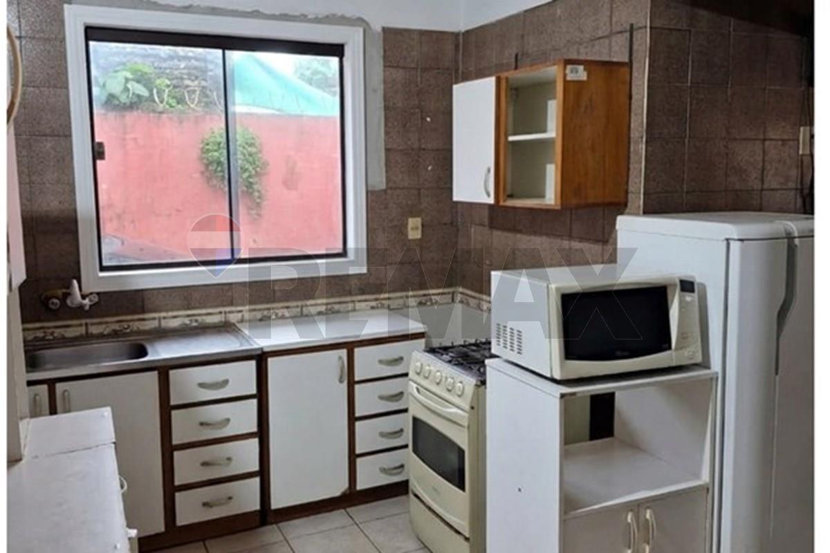 Casa — 4 dorm. — Villa Elisa — 5/5