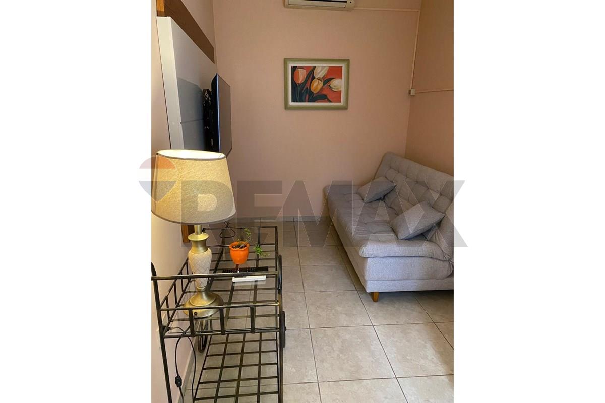 Casa — 3 dorm. — Hernandarias — 4/5
