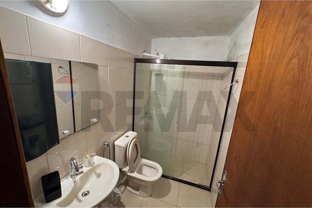 Casa — 4 dorm. — Área 4 — 2/5