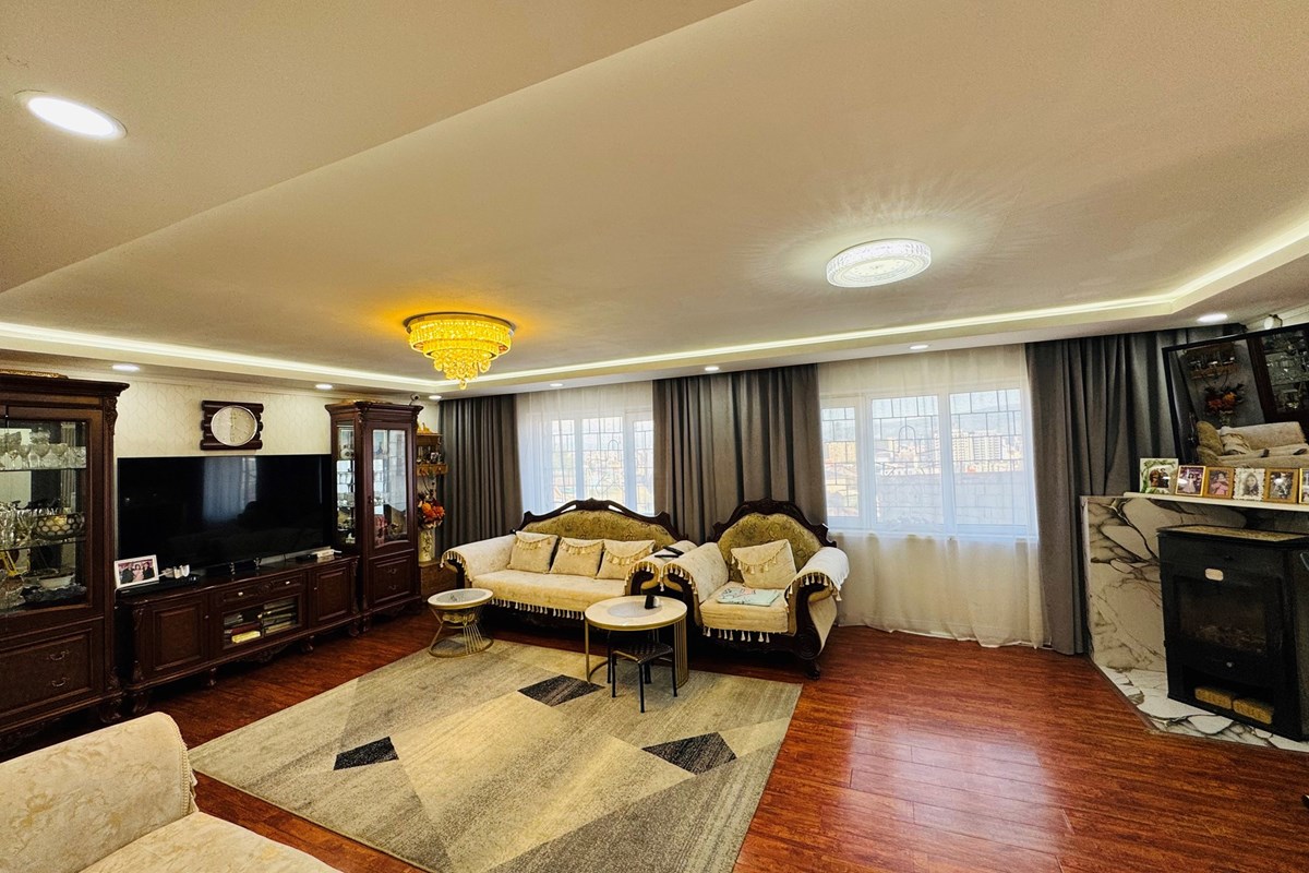 5-room yard house for sale — 3