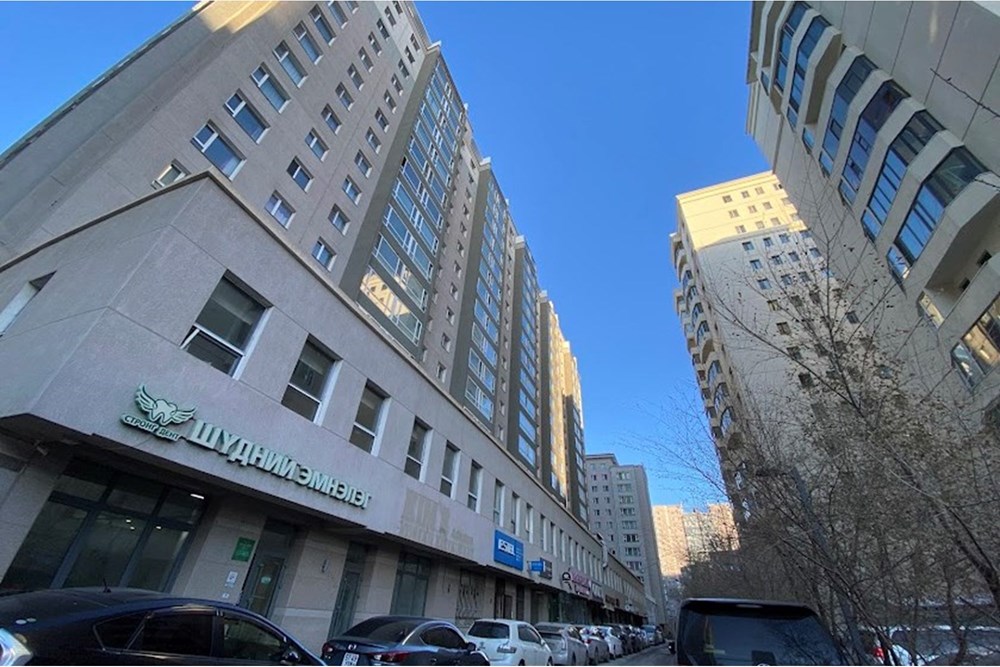 208мкв худалдааны талбай зарна