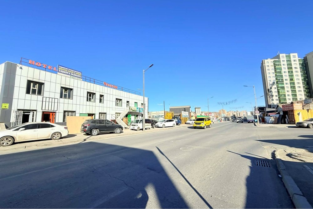 110мкв худалдааны талбай түрээслүүлнэ