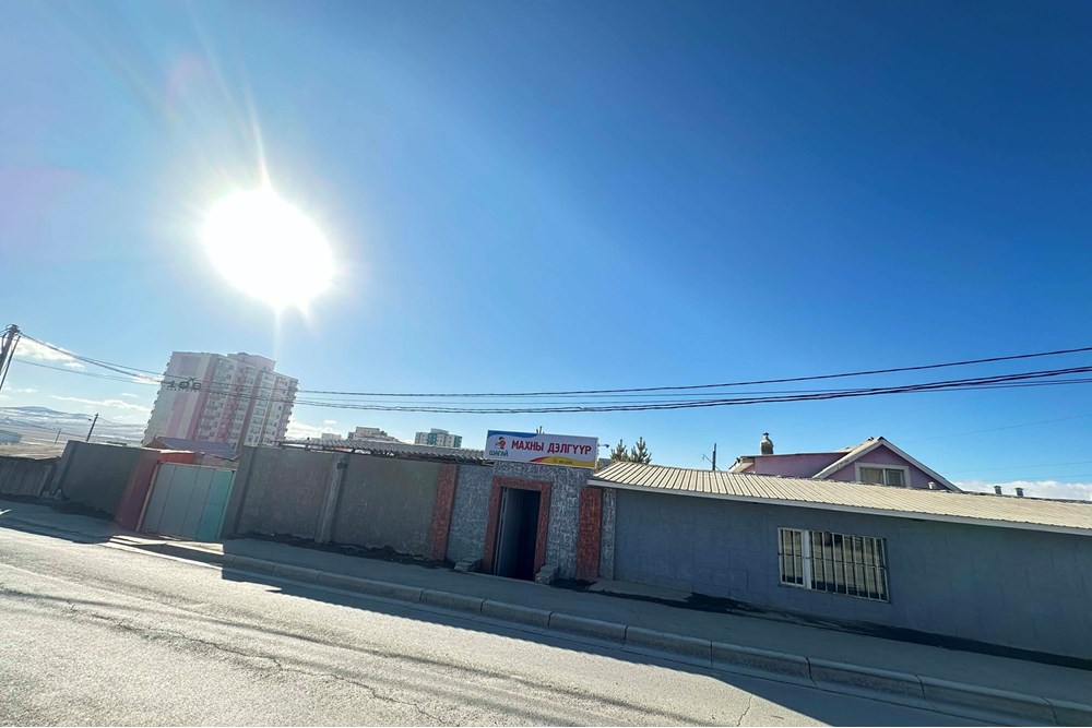 190мкв үйлчилгээний талбай зарна