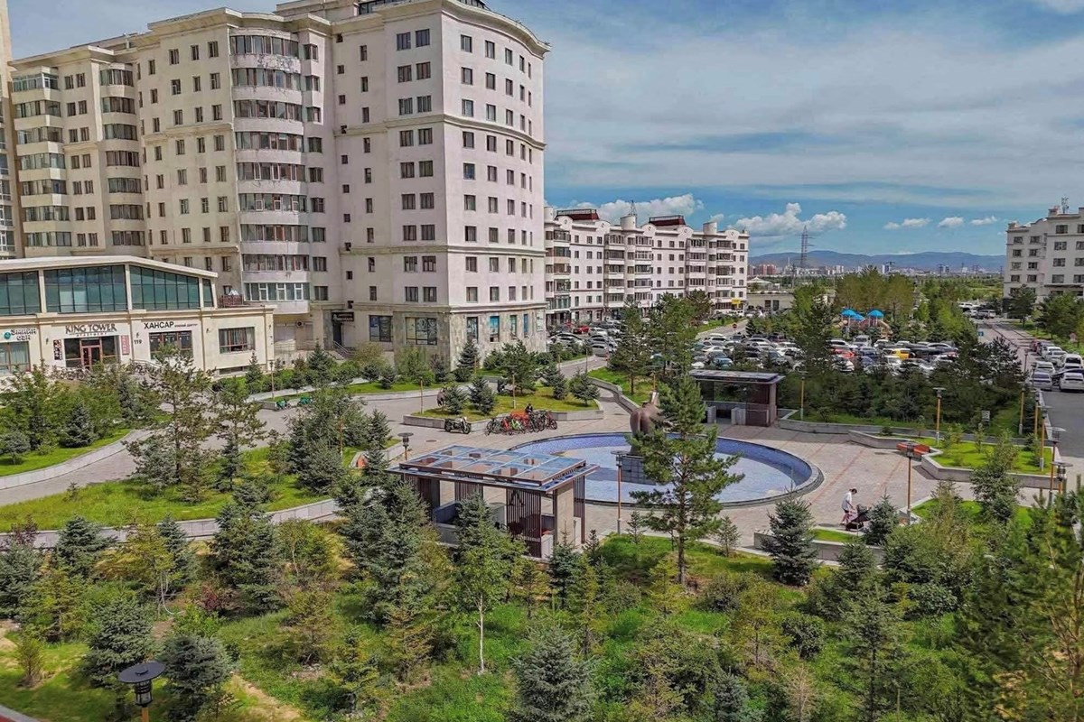 Кинг тауэр хотхонд бүрэн тавилгатай 3 өрөө