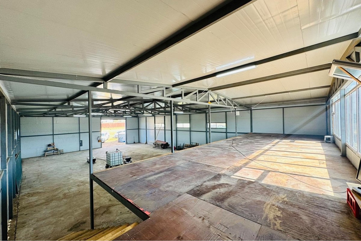 393m² object for sale — 7