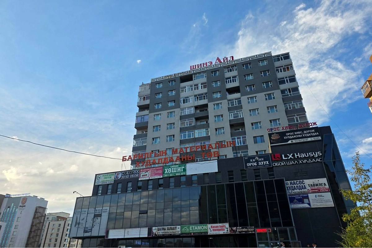 БЗД 2 хороо Шинэ Айл хотхонд 2 өрөө байр зарна