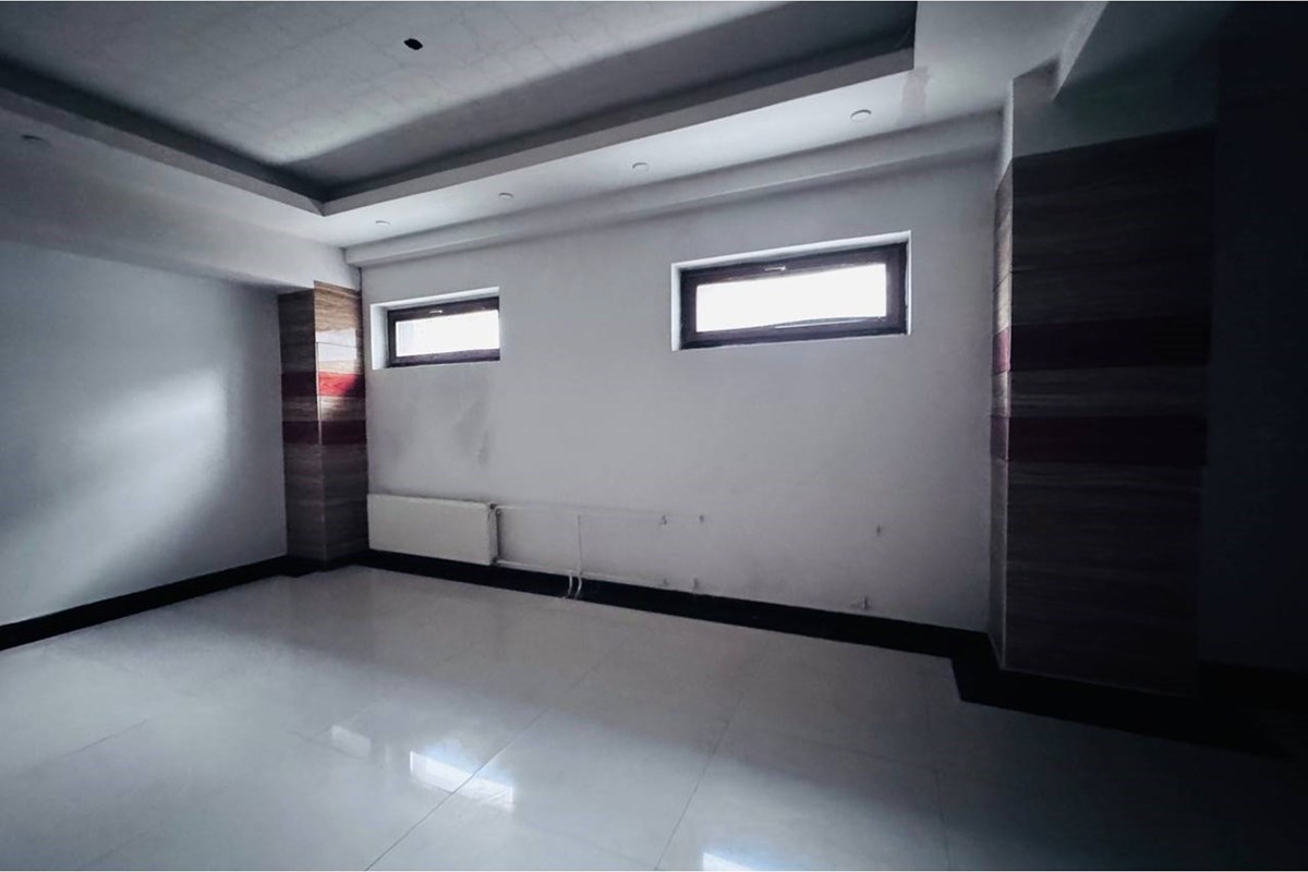 344.69m² commercial space for sale — 8