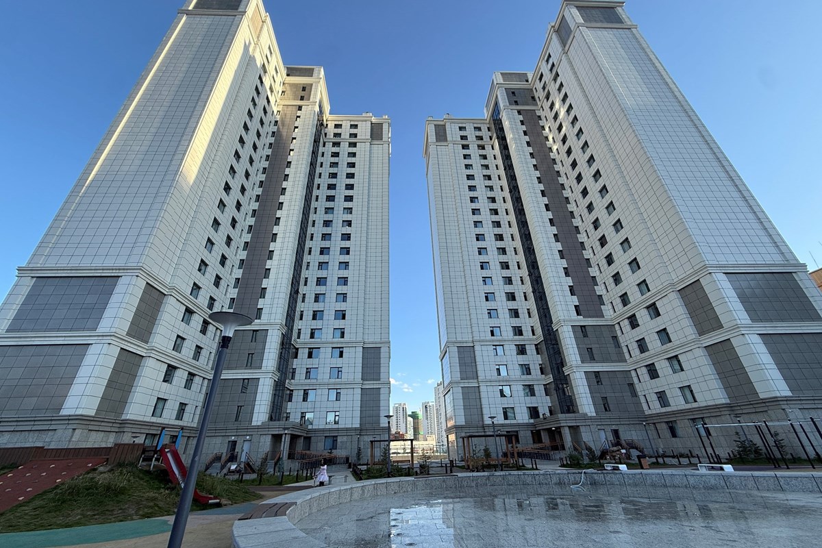 Платинум таурт зогсоол зарна