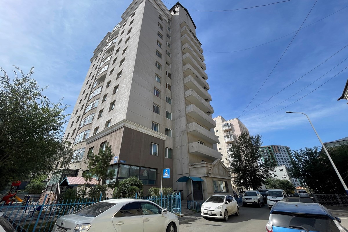 143мкв худалдааны талбай зарна