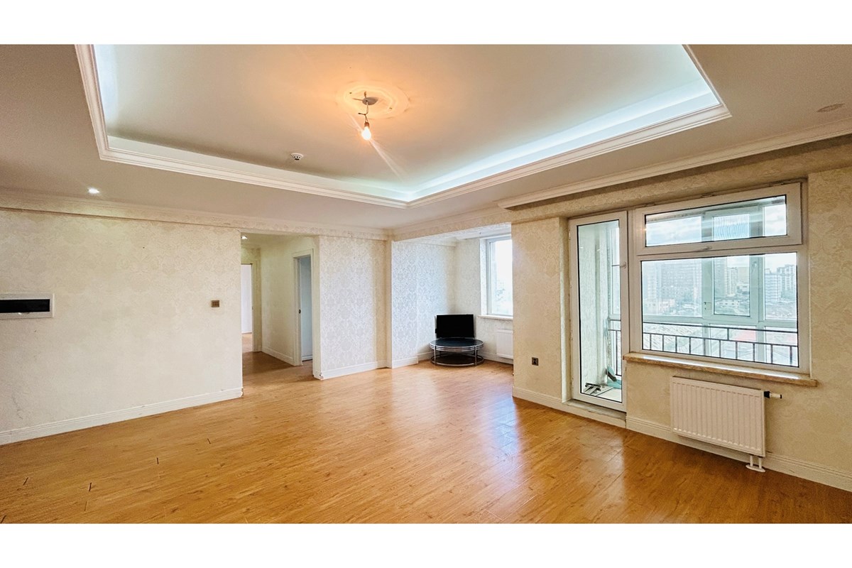 5-room apartment for sale — 4