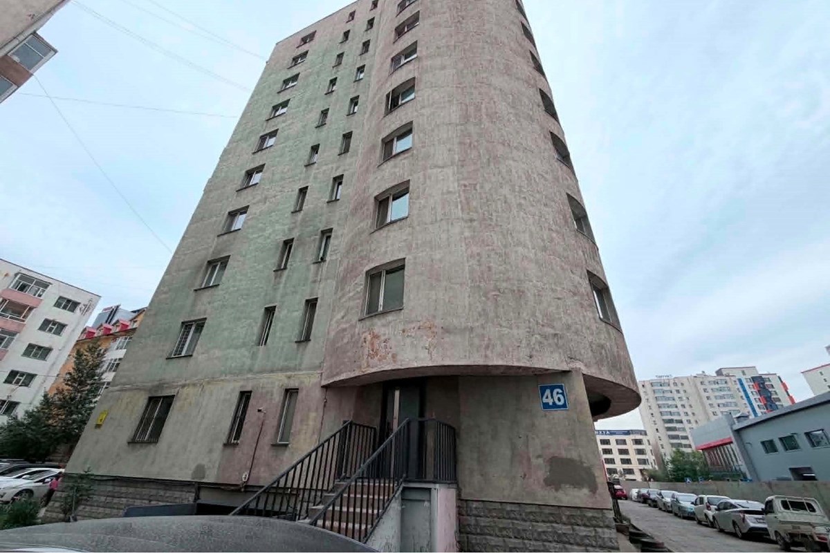 10 хороололд 3 өрөө худалдана