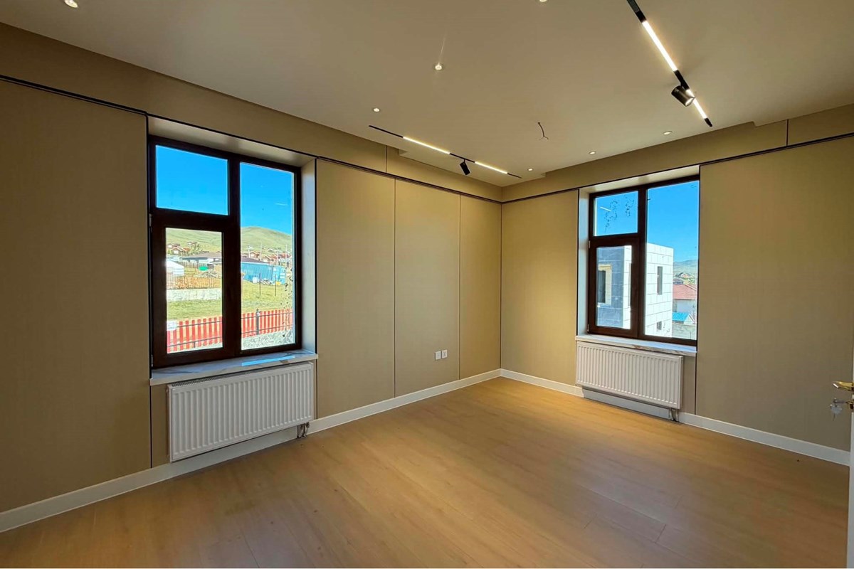 4-room house for sale — 10