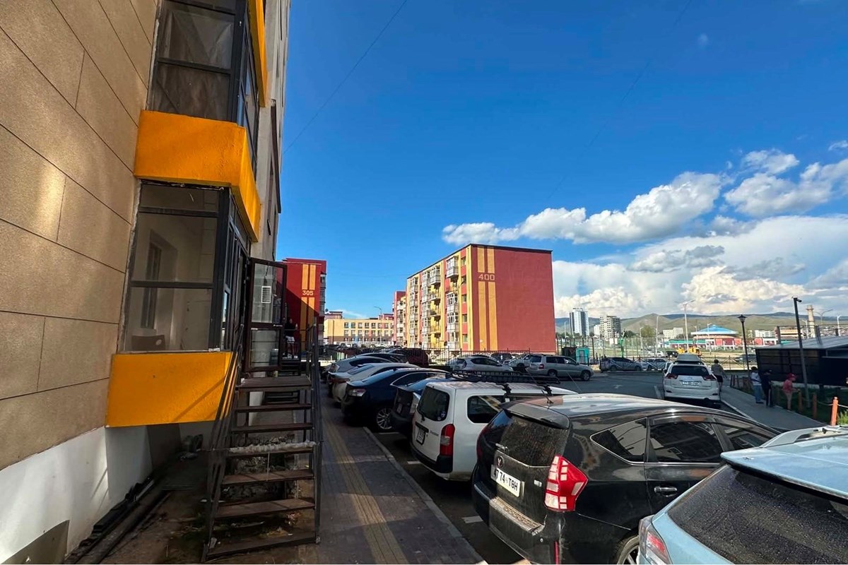 64.4m² retail space for sale — 4