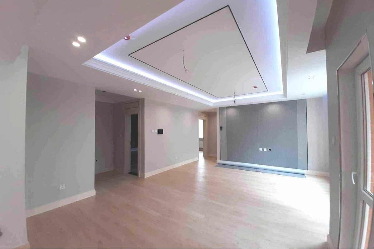 Elegant 1-Bedroom Apartment in Хүннү 2222 — 3
