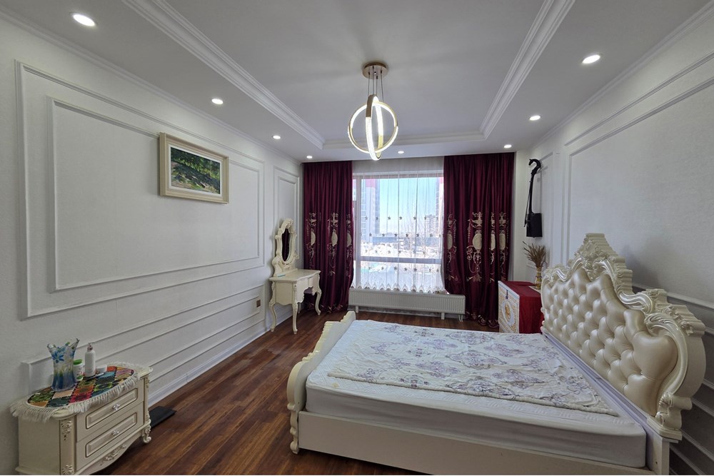 EURO TOWN – HOUSE 253.3 m² — 7