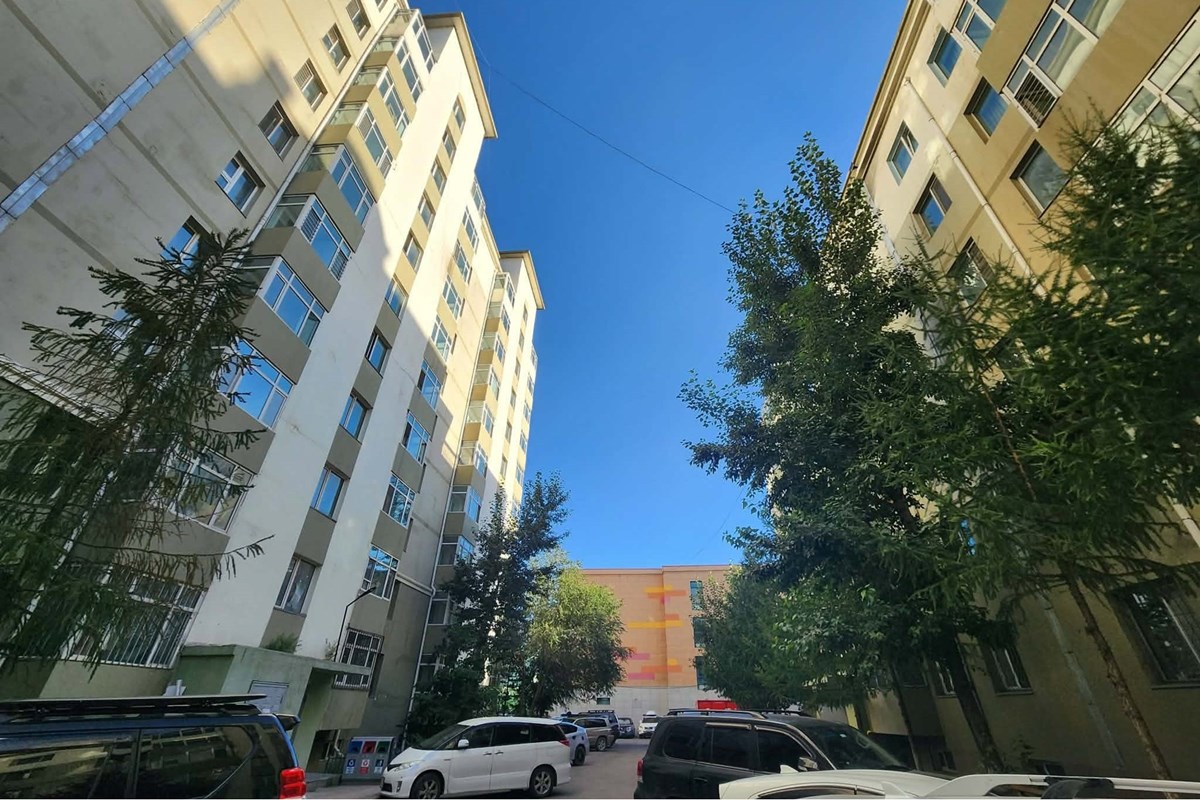 БЗД, 15-р хороо, Алтан өргөөд 2 өрөө худалдана