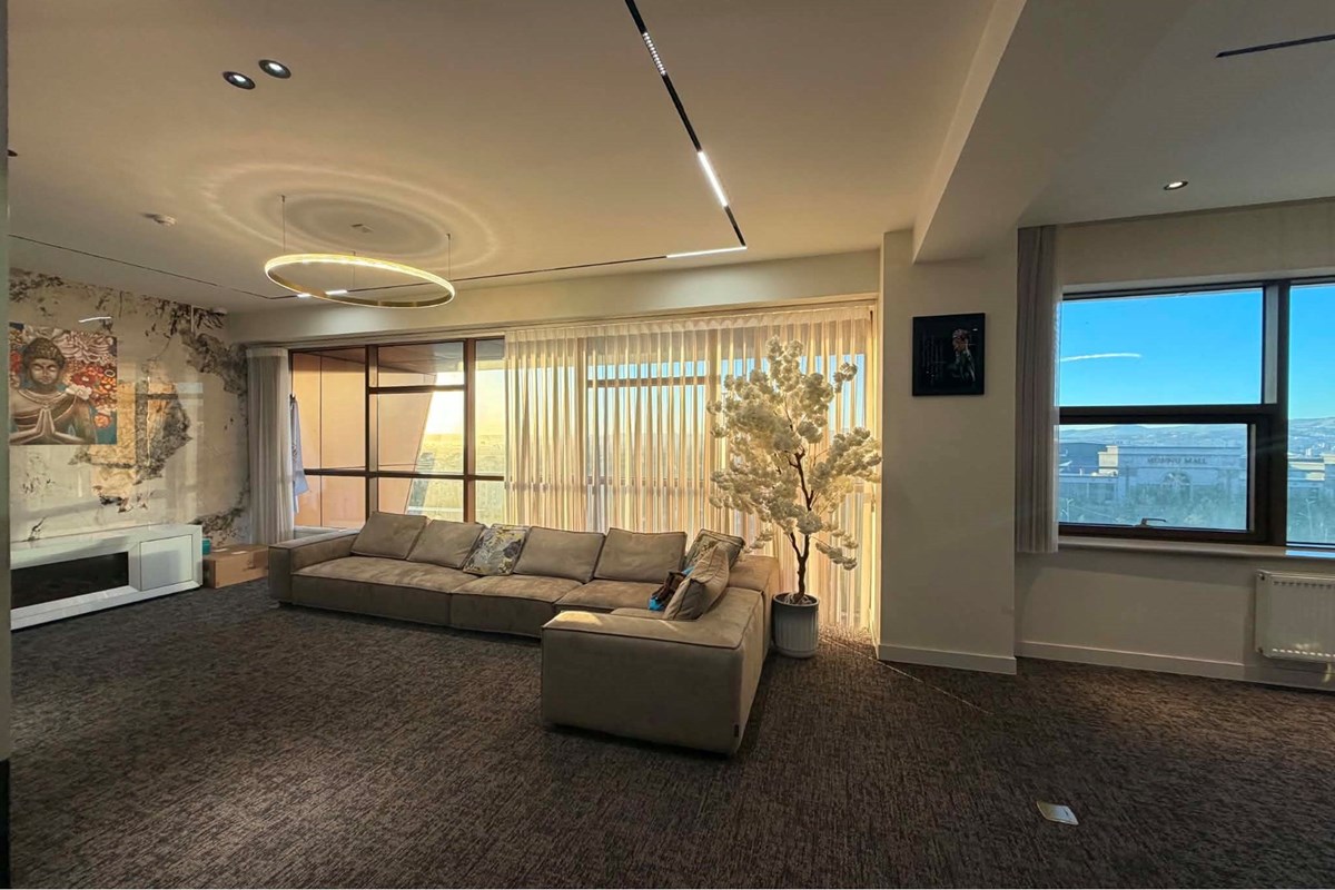 Хүннү маллын замын урд Dream Plaza — 8