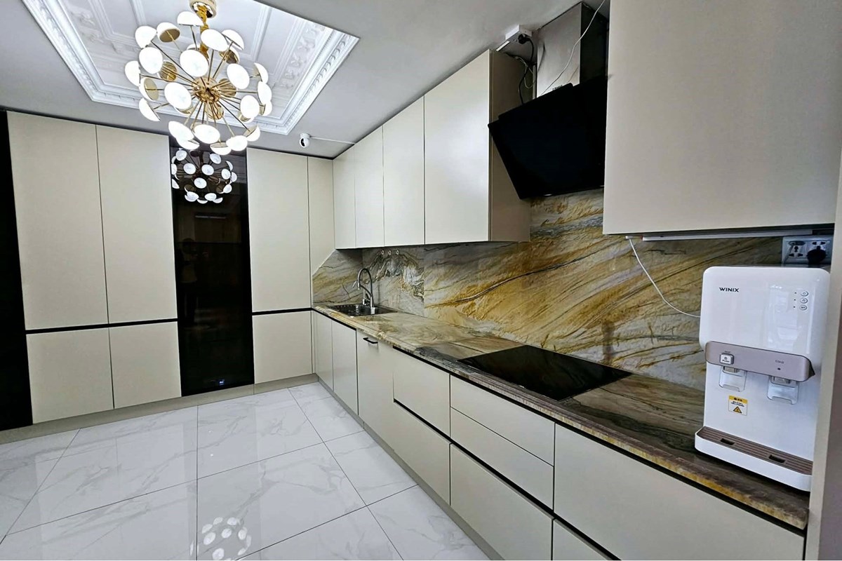 5-room apartment for sale — 3