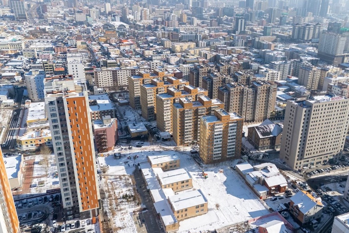 Улаанбаатарт 1.5 өрөө шинэ байр зарна