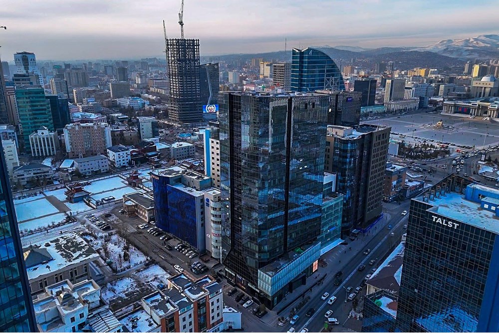 Minister tower-д 4 өрөө байр хөлслүүлнэ