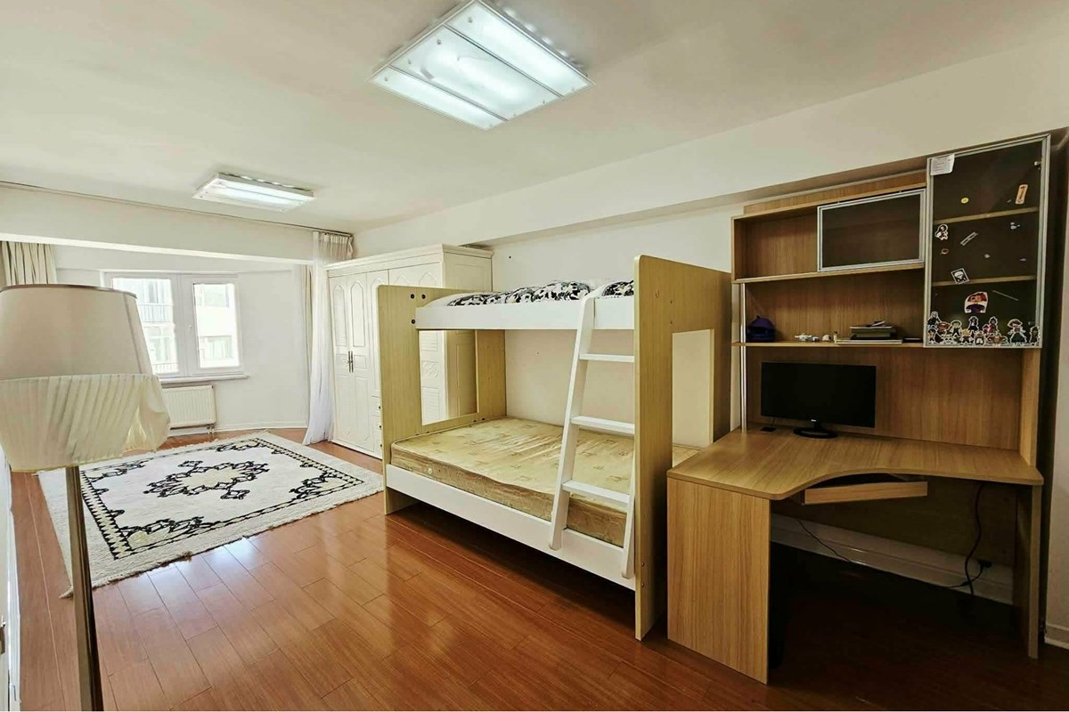 "Stunning 4-Bedroom Duplex in Vibrant Хан-Уул" — 12