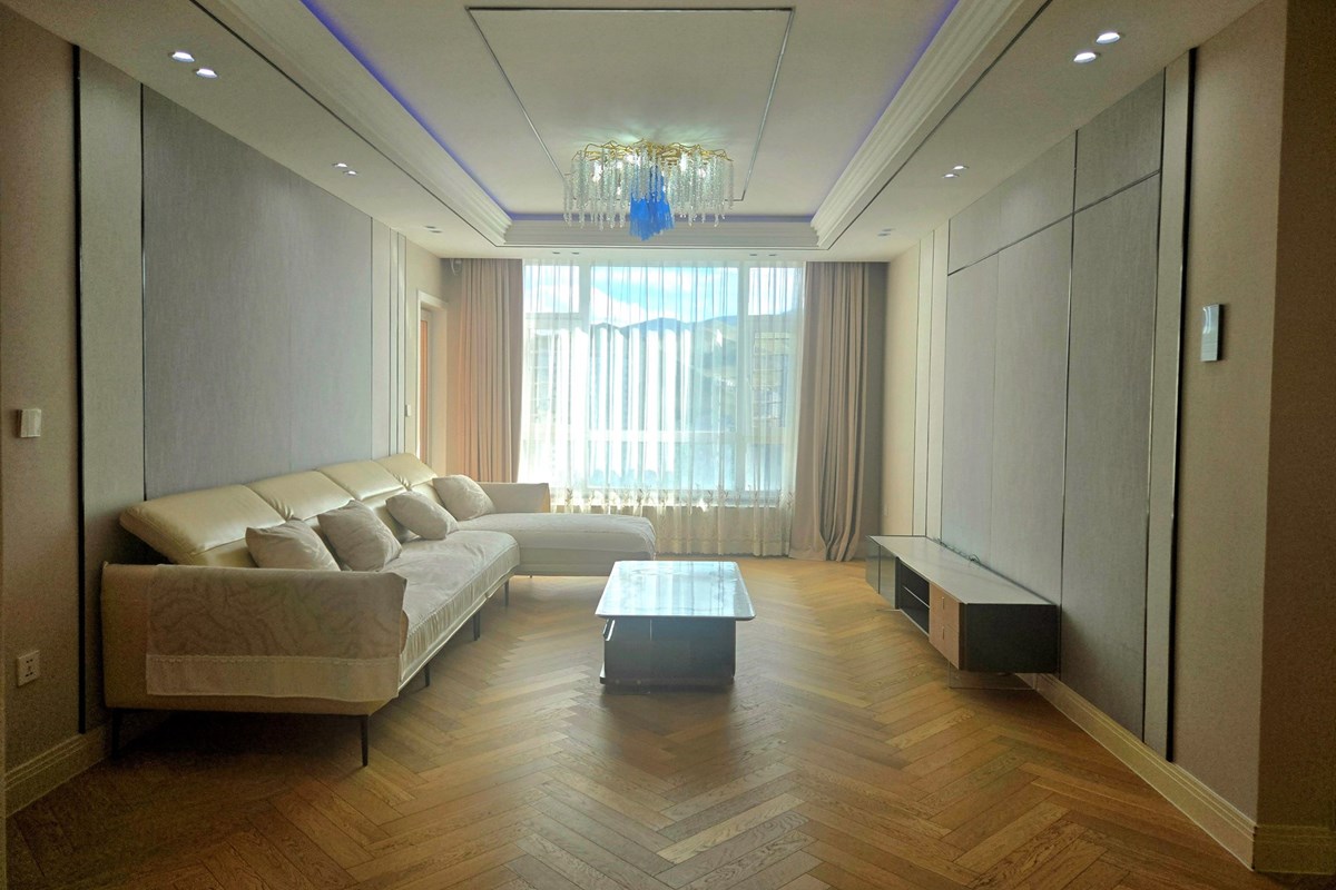 "Luxurious 3-Bed in Хан-Уул, Хүннү 2222 Complex" — 12