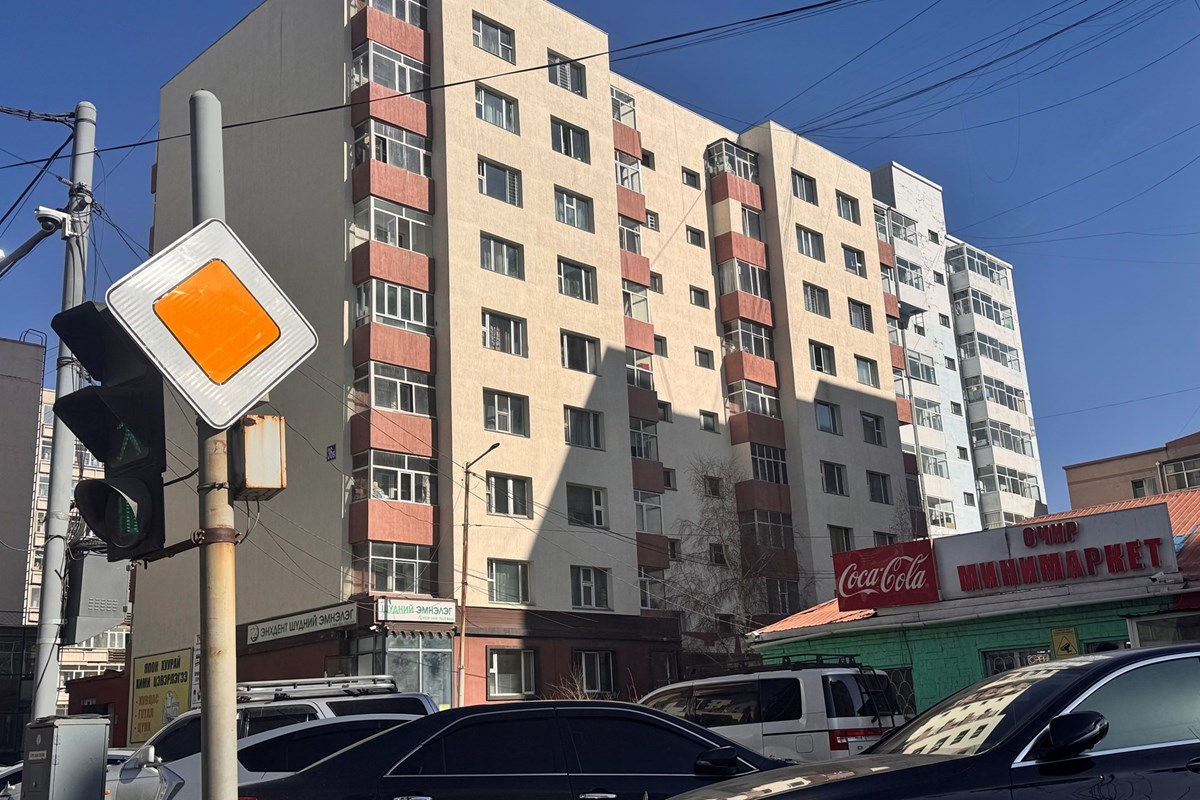 1 өрөө орон сууц зарна