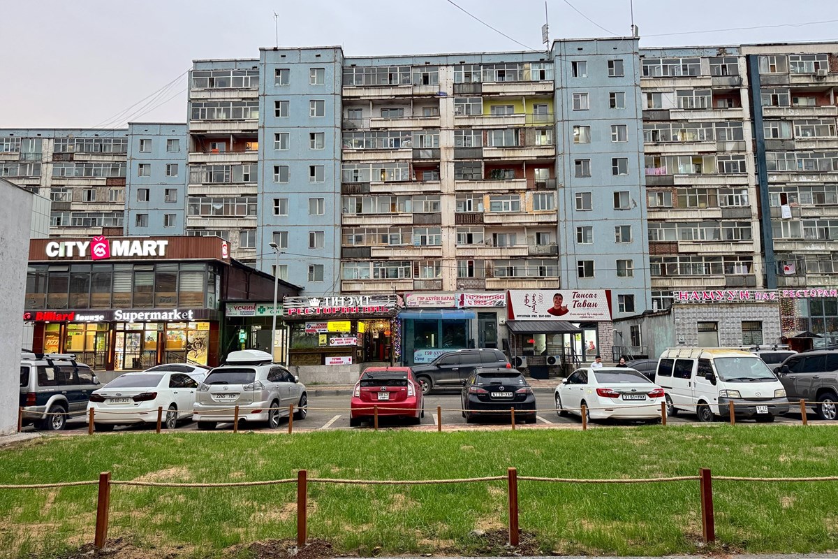 3 өрөө орон сууц зарна — 11