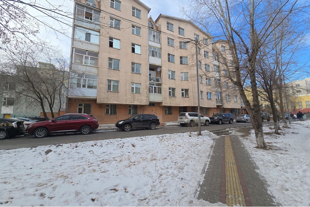 216мкв худалдааны талбай зарна