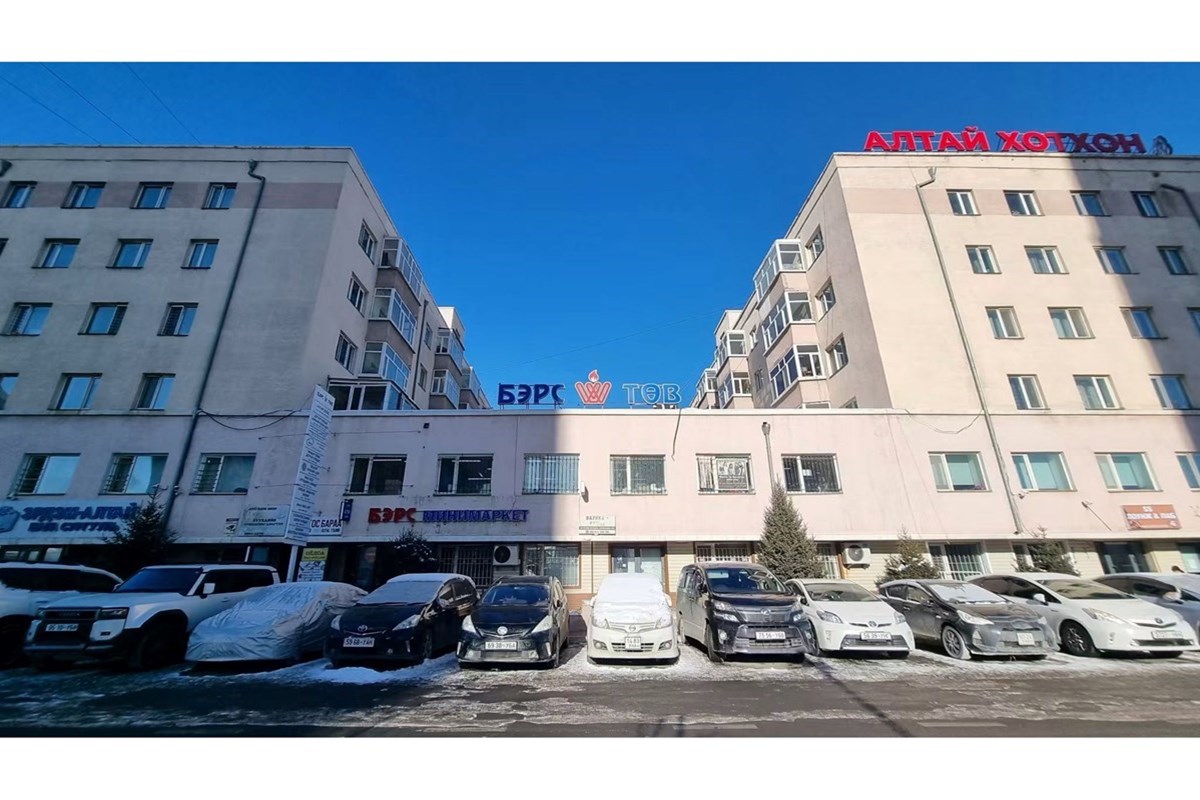 670мкв худалдааны талбай зарна