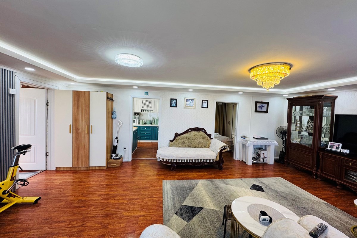 5-room yard house for sale — 4