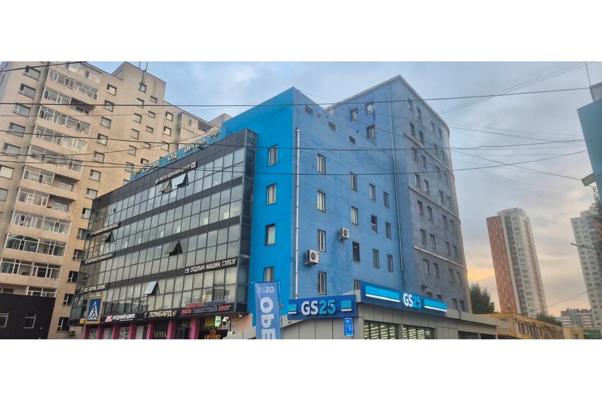 **БГД, 17-р хороо, Модны 2-т 3 өрөө байр зарна