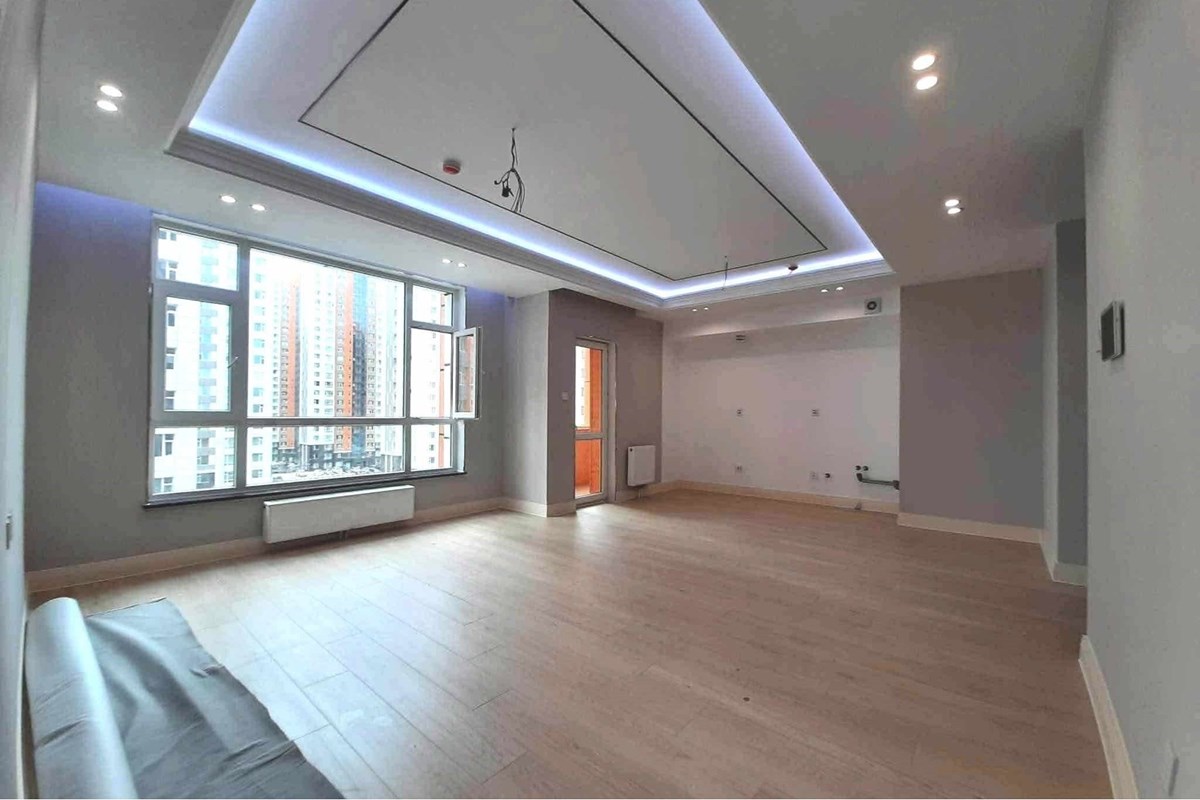Elegant 1-Bedroom Apartment in Хүннү 2222 — 5