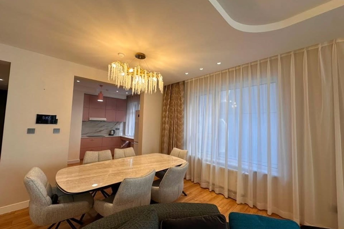 5-room apartment for rent — 6