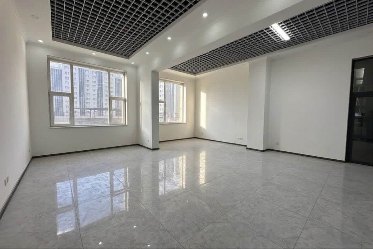 134m² retail space for sale — 5