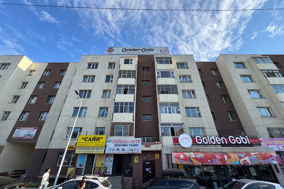 10-р хороололд гал тогоо тусдаа 2 өрөө байр зарна