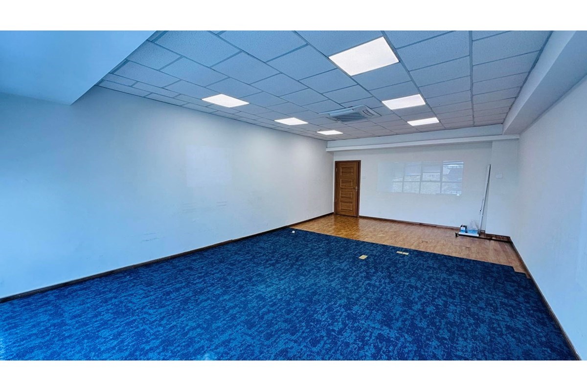 10m² office for rent — 5