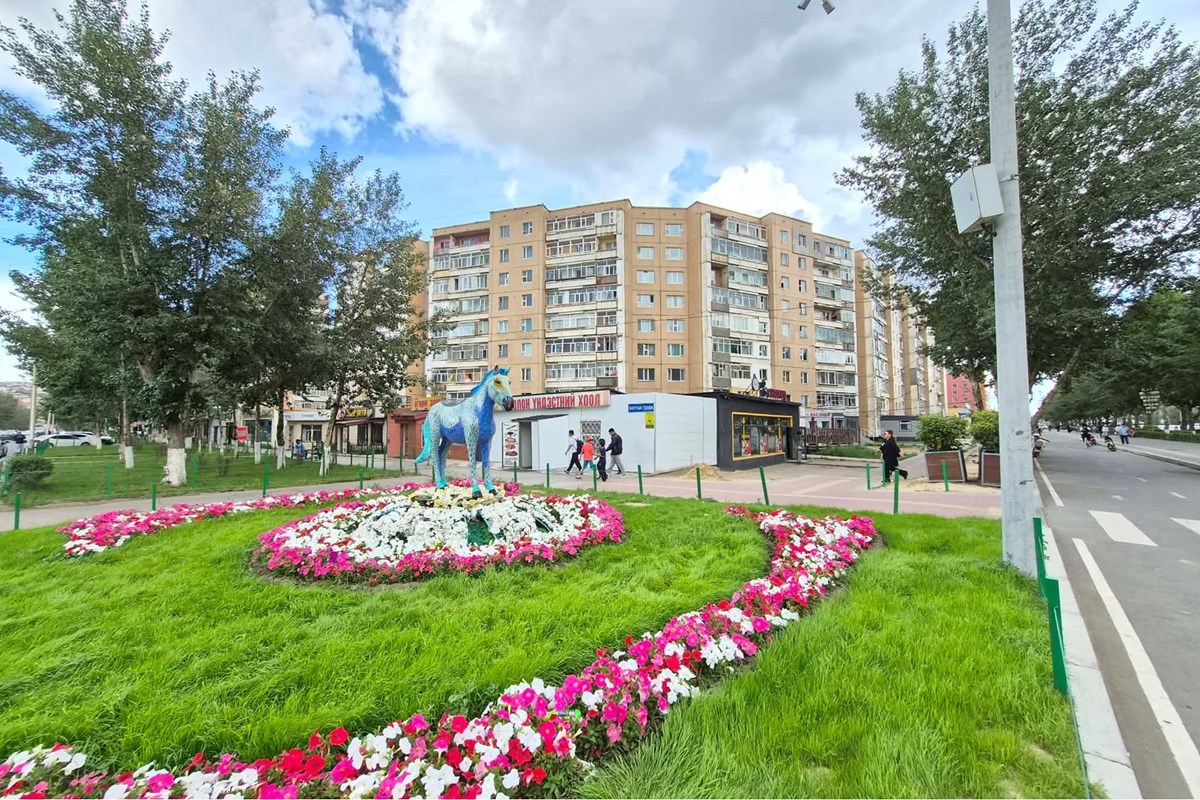 Цамбагаравт гал тогоо тусдаа 4 өрөө худалдана.