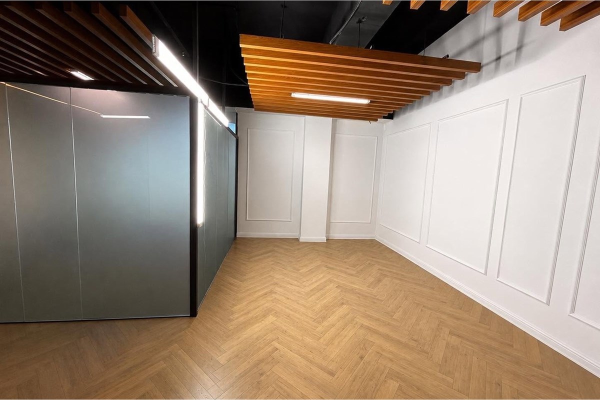 33.5m² retail space for sale — 9