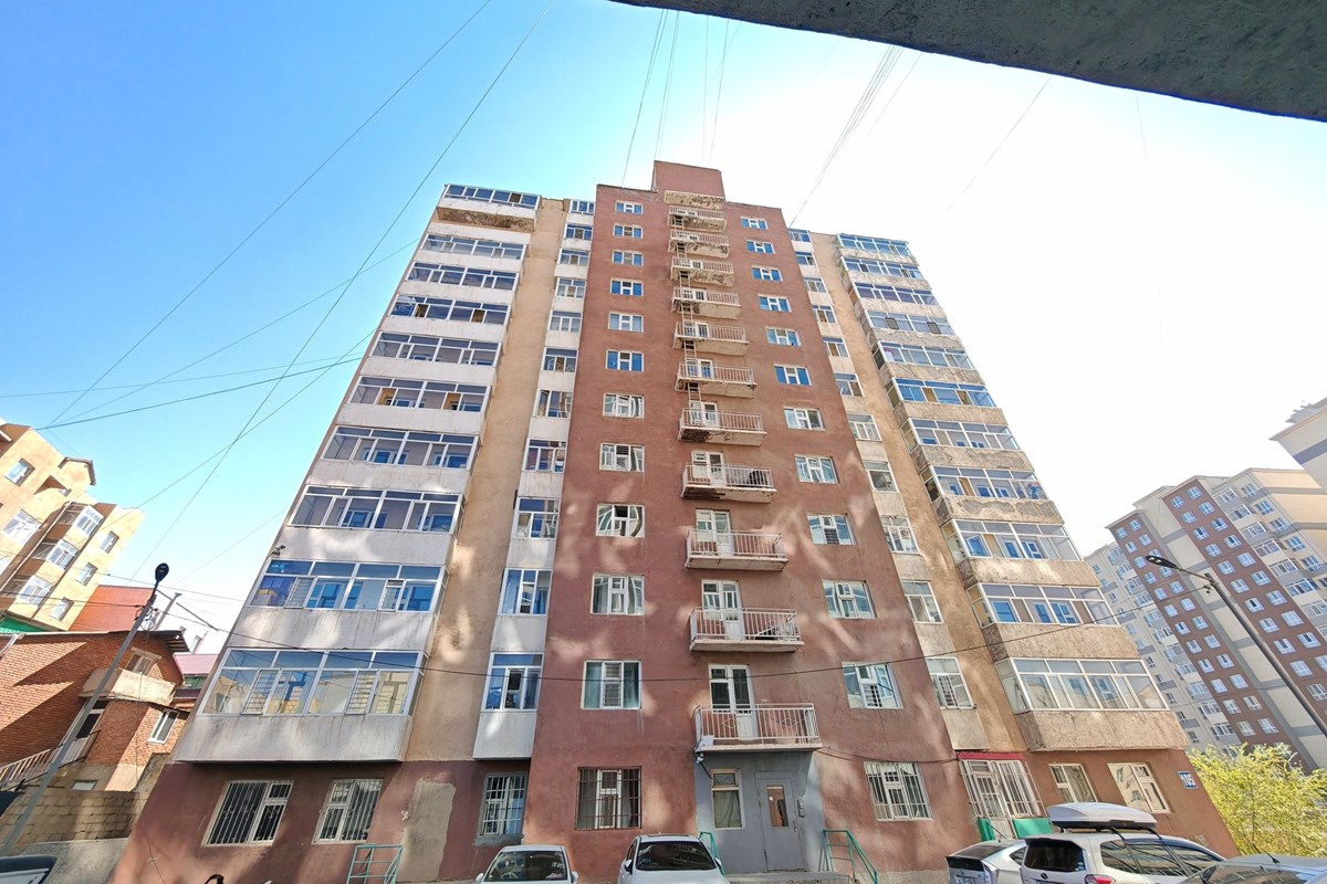 1 өрөө орон сууц зарна