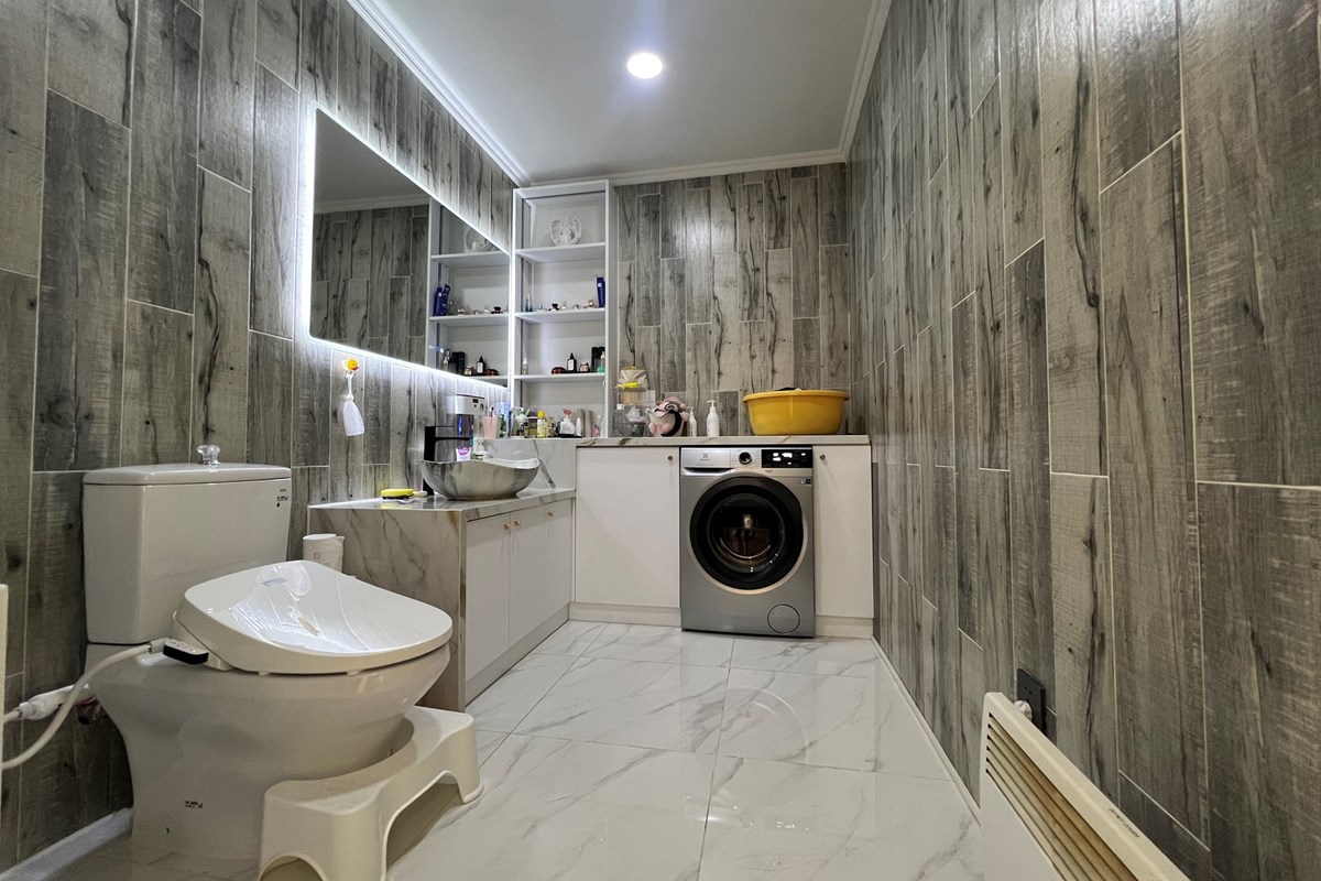 6-room house for sale — 10