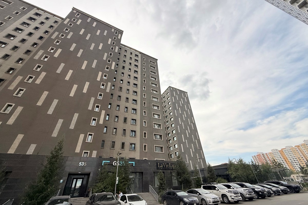 Khan hills хотхонд 1 давхрын үйчилгээний талбай