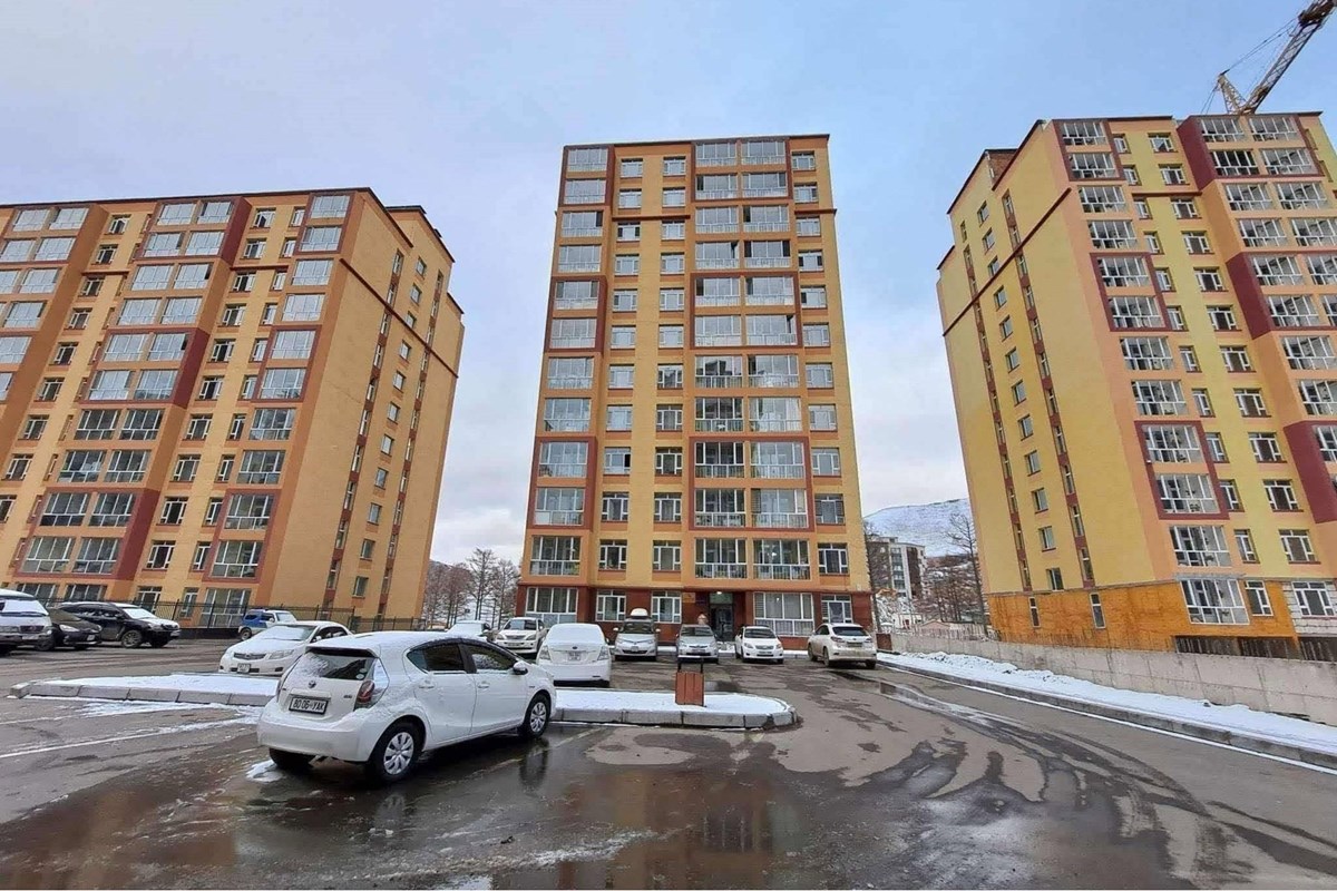 Зайсан, Сүлд хотхонд 54,65 м.кв 2 өрөө