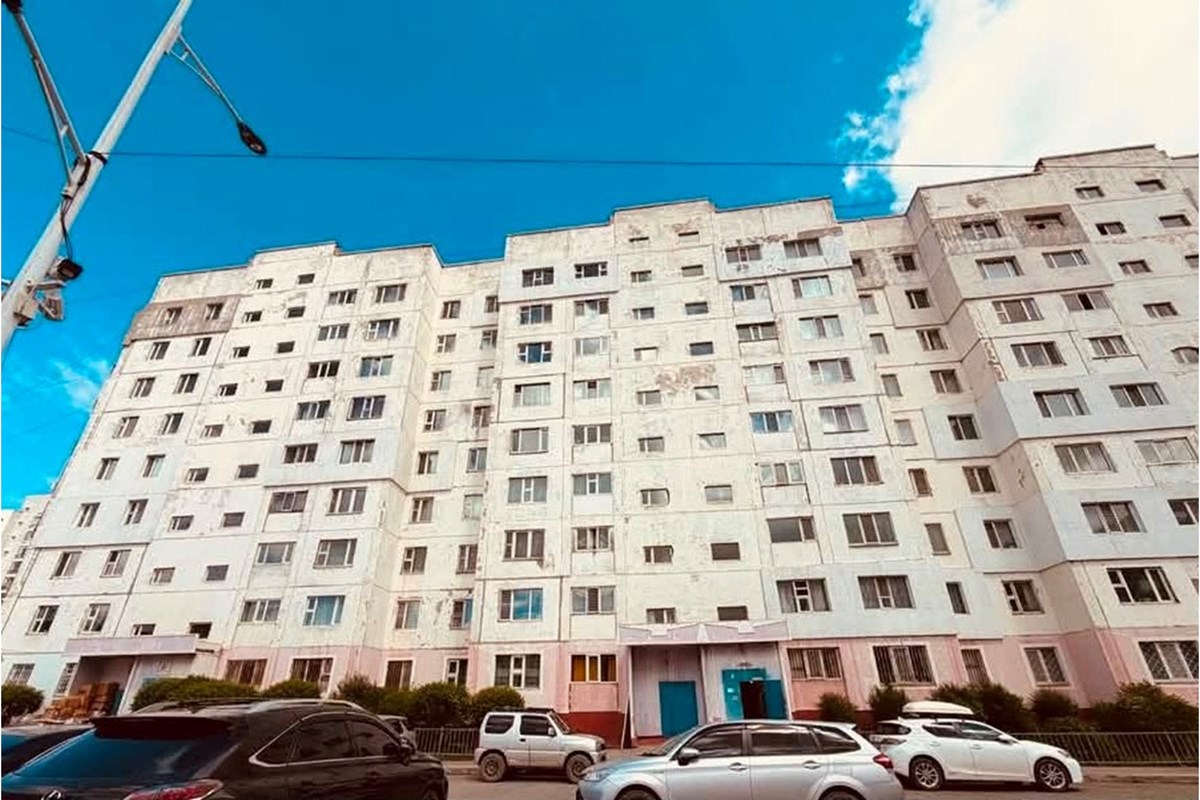 БЗД 4 өрөө байр худалдана.