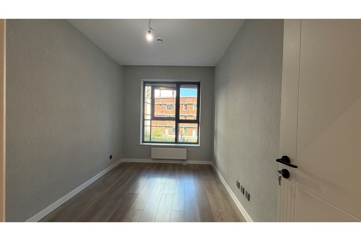 82.72m² building for sale — 8